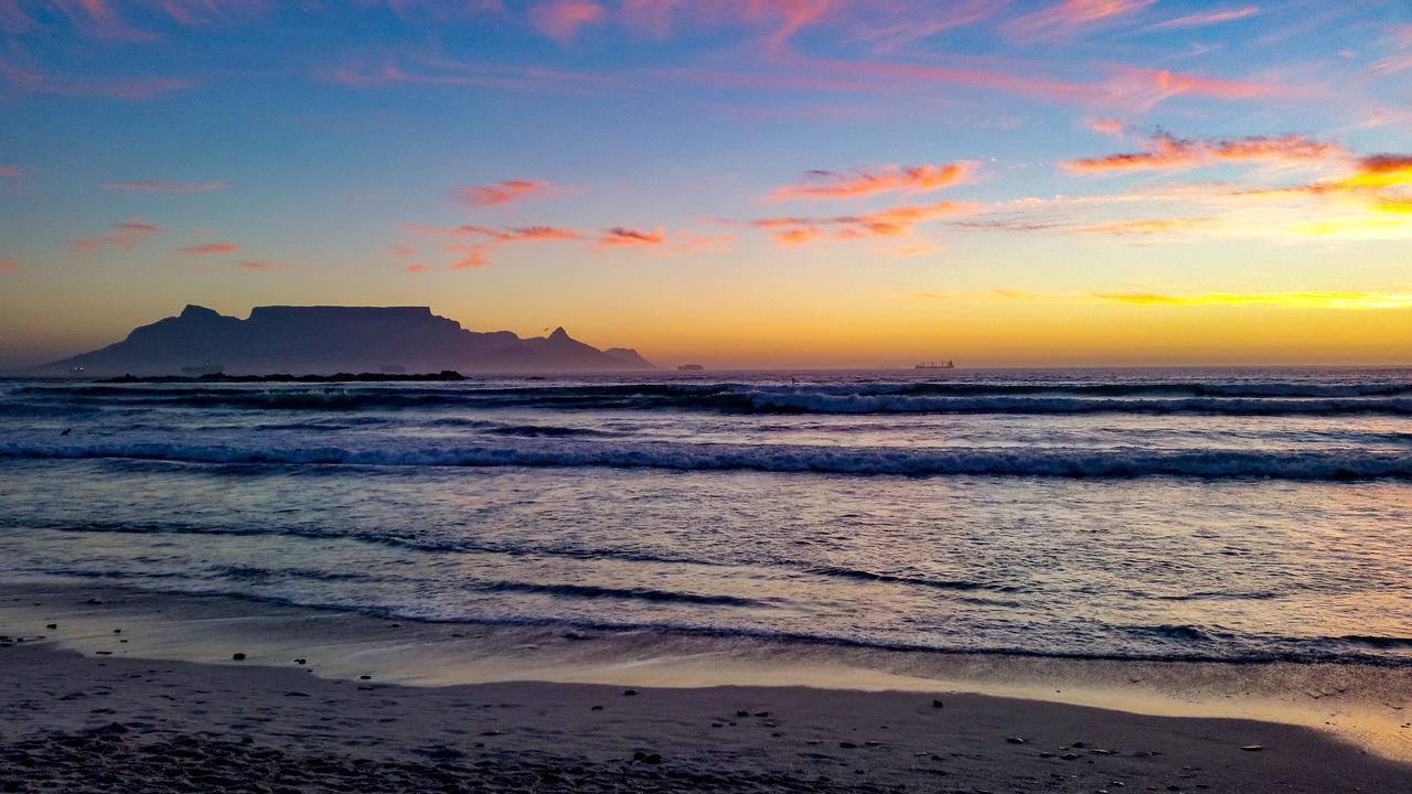 Heaven On Earth - Blouberg Beachfront Self-Catering Apartment Bloubergstrand Exterior foto
